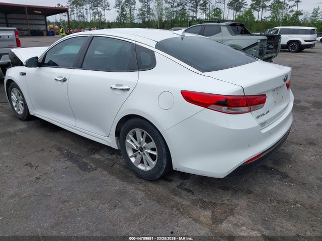 Продажа на аукционе авто 2017 Kia Optima Lx, vin: 5XXGT4L37HG168912, номер лота: 44709691