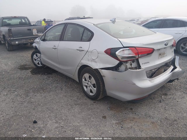 Aukcja sprzedaży 2017 Kia Forte Lx, vin: 3KPFK4A74HE115789, numer aukcji: 44709696