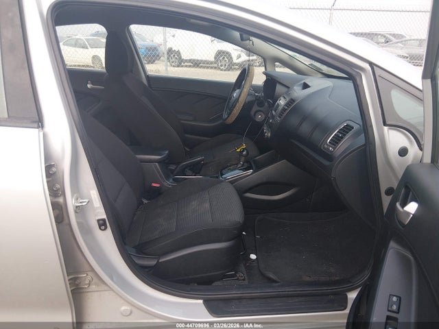 Aukcja sprzedaży 2017 Kia Forte Lx, vin: 3KPFK4A74HE115789, numer aukcji: 44709696