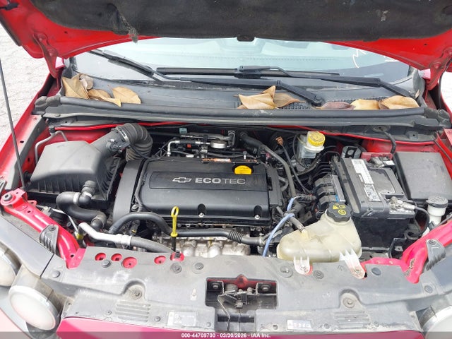 1G1JC6SGXF4191719 Chevrolet Sonic Lt Auto