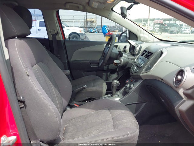 1G1JC6SGXF4191719 Chevrolet Sonic Lt Auto