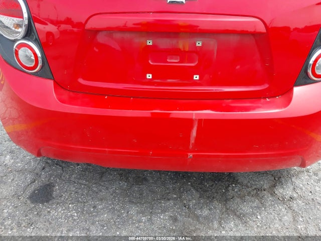 1G1JC6SGXF4191719 Chevrolet Sonic Lt Auto
