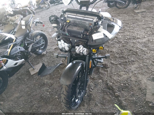 2025 HARLEY-DAVIDSON FLTRXSTSE 1HD1TL815SB955523 Photo 4
