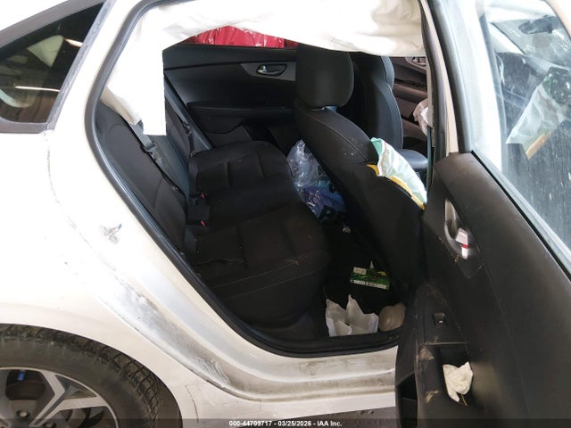 KIA Forte Lxs 2019 3KPF24AD2KE116002 Image 8