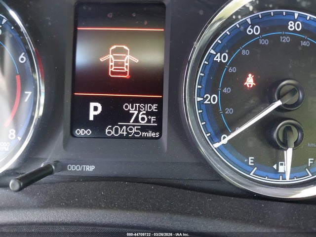 2T1BURHE2JC123615 Toyota COROLLA LE