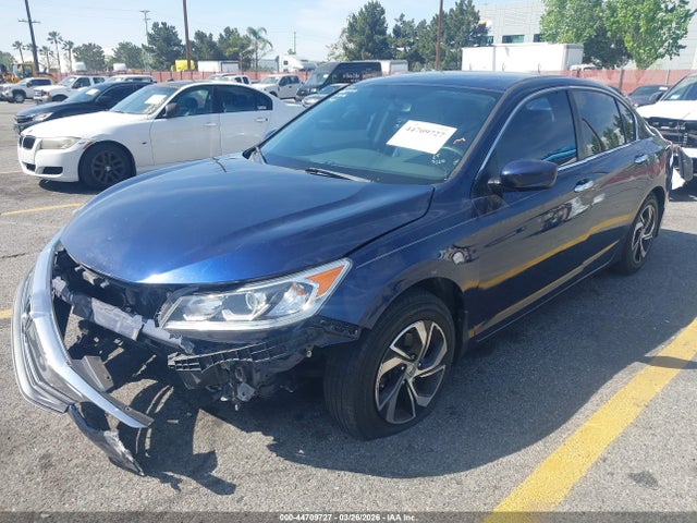 44709727 :رقم المزاد ، 1HGCR2F36HA085885 vin ، 2017 Honda Accord Lx مزاد بيع
