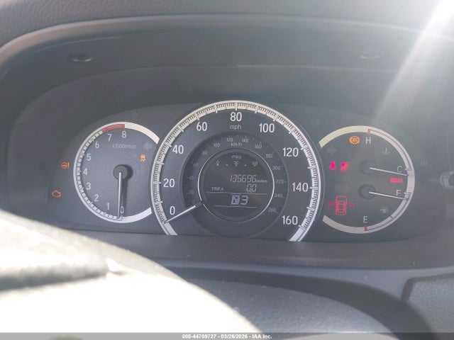 44709727 :رقم المزاد ، 1HGCR2F36HA085885 vin ، 2017 Honda Accord Lx مزاد بيع