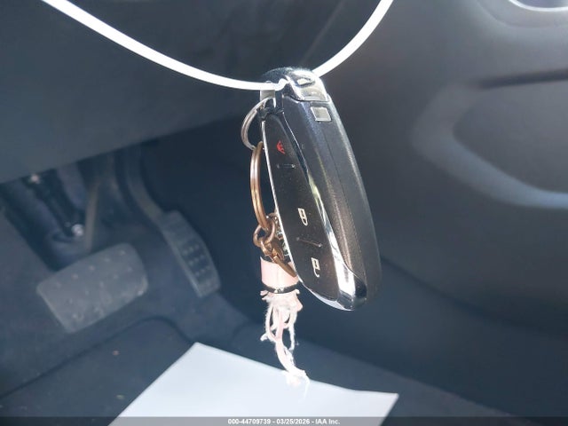 1GNERFKW1KJ276868 Chevrolet Traverse Ls