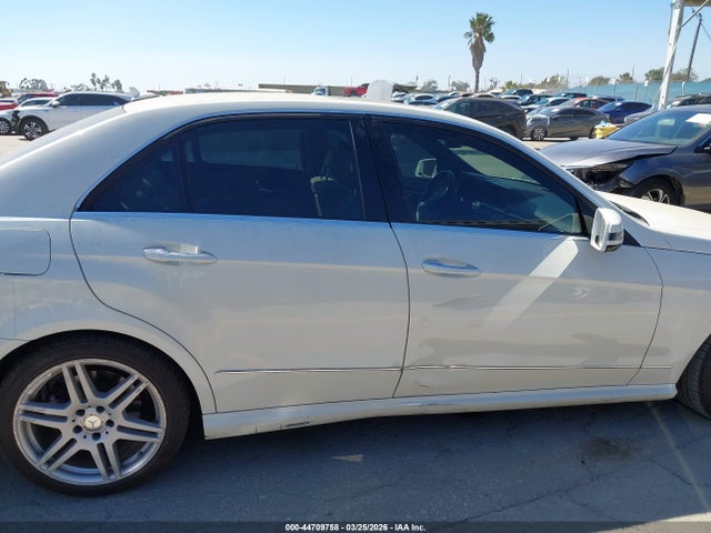 2010 Mercedes-benz E 350 მანქანა იყიდება აუქციონზე, vin: WDDHF5GB8AA109989, აუქციონის ნომერი: 44709758