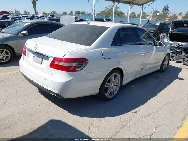 2010 Mercedes-benz E 350 მანქანა იყიდება აუქციონზე, vin: WDDHF5GB8AA109989, აუქციონის ნომერი: 44709758
