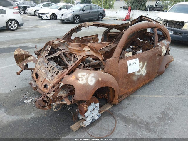 3VWJ17AT2GM616872 Volkswagen Beetle 1.8t Sel