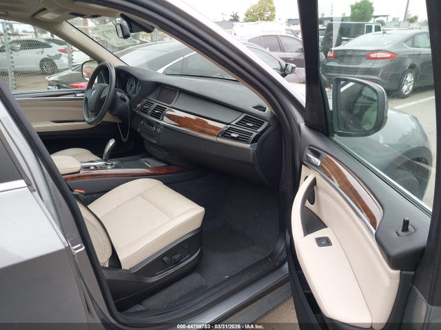 2013 Bmw X5 Xdrive35i/xdrive35i Premium/xdrive35i Sport Activity მანქანა იყიდება აუქციონზე, vin: 5UXZV4C58DL994391, აუქციონის ნომერი: 44709783