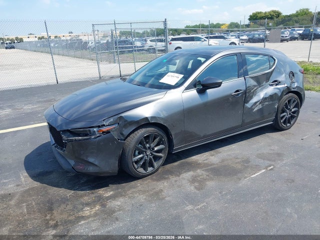 44709798 :رقم المزاد ، JM1BPAML3M1311226 vin ، 2021 Mazda Mazda3 Premium مزاد بيع