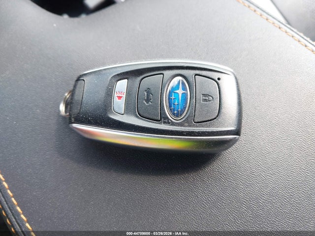 44709800 :رقم المزاد ، JF2GTALC1J8261255 vin ، 2018 Subaru Crosstrek 2.0i Limited مزاد بيع