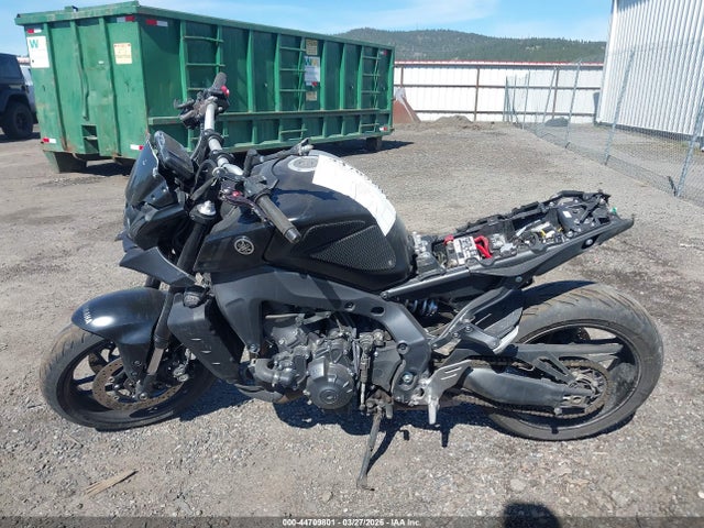 Yamaha MT09 2023 JYARN71E7PA003487 Image 13