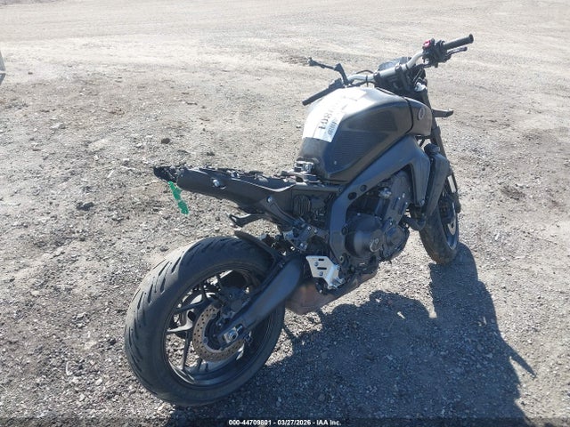 Yamaha MT09 2023 JYARN71E7PA003487 Image 4