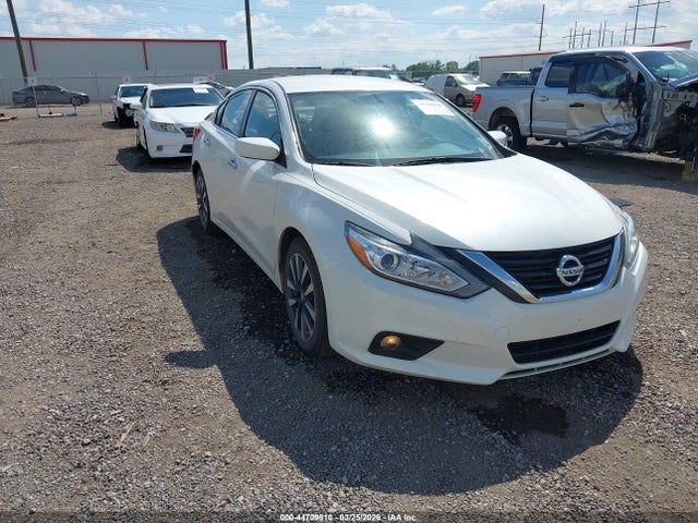 2017 NISSAN ALTIMA 1N4AL3AP2HC209930