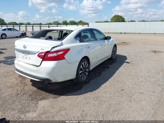 2017 NISSAN ALTIMA 1N4AL3AP2HC209930 Photo 3
