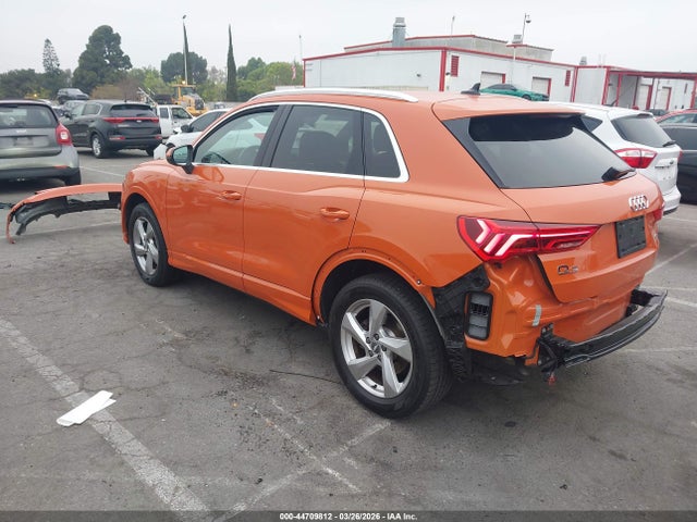 2020 AUDI Q3 WA1AECF35L1028443 Photo 2