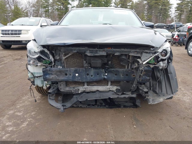 JM1BM1L3XE1165080 Mazda Mazda3 S Touring