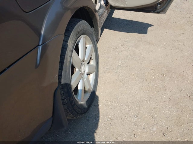 44709821 :رقم المزاد ، 4S4BP61C797321789 vin ، 2009 Subaru Outback 2.5i مزاد بيع