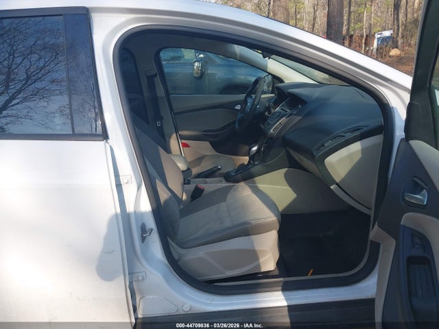 Aukcja sprzedaży 2013 Ford Focus Se, vin: 1FADP3F28DL274774, numer aukcji: 44709836