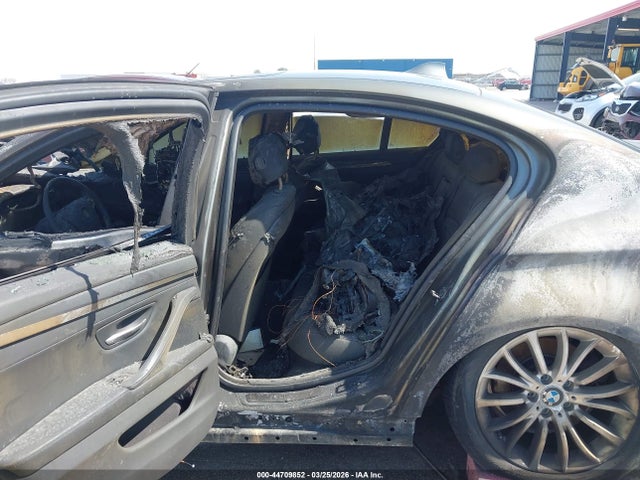 2015 Bmw 528i Xdrive მანქანა იყიდება აუქციონზე, vin: WBA5A7C52FD626392, აუქციონის ნომერი: 44709852