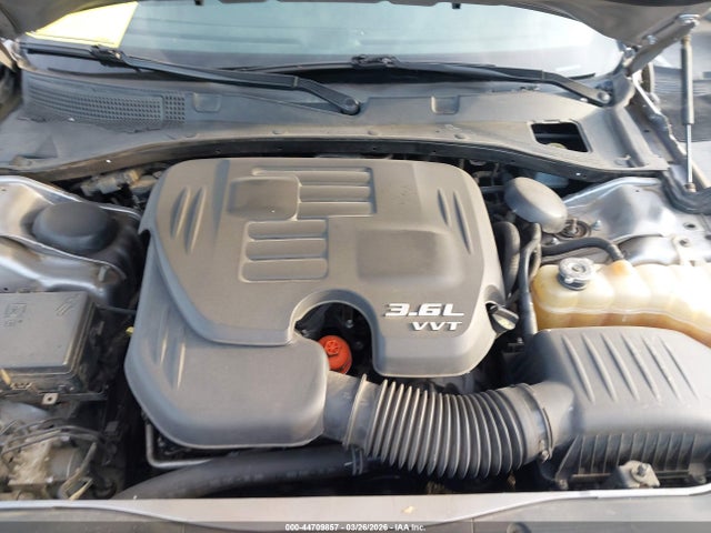 2C3CDXHG7JH114509 Dodge Charger Sxt Plus Rwd