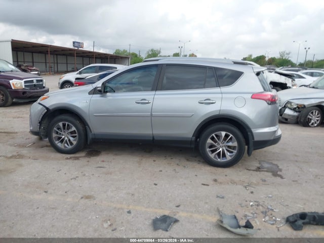44709864 :رقم المزاد ، JTMRJREV1JD186784 vin ، 2018 Toyota Rav4 Hybrid Xle مزاد بيع
