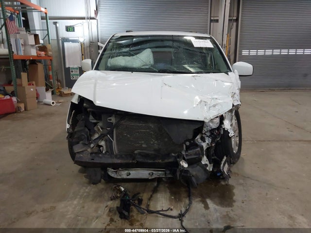 Продажа на аукционе авто 2014 Chrysler Town & Country Touring, vin: 2C4RC1BG1ER159797, номер лота: 44709904