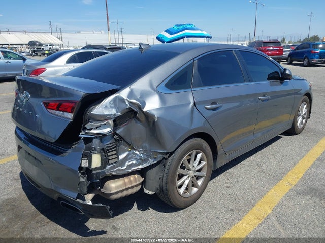 Hyundai SONATA SE 2019 5NPE24AF7KH749197 Image 18