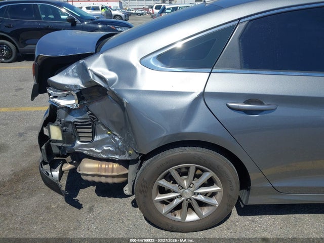 Hyundai SONATA SE 2019 5NPE24AF7KH749197 Image 19