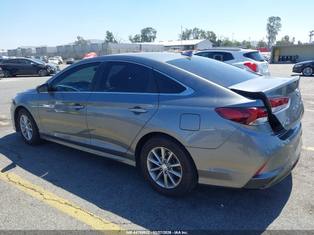 Hyundai SONATA SE 2019 5NPE24AF7KH749197 Image 3