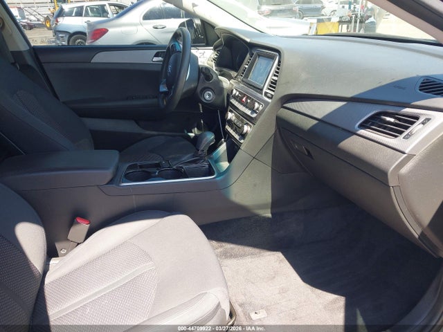 Hyundai SONATA SE 2019 5NPE24AF7KH749197 Image 5