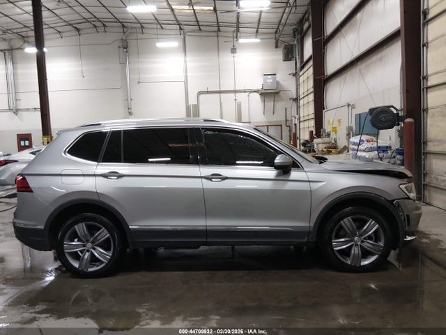 3VV2B7AXXMM062629 Volkswagen Tiguan 2.0t Se/2.0t Se R-line Black/2.0t Sel
