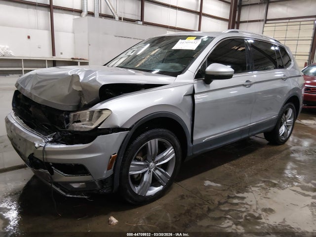 3VV2B7AXXMM062629 Volkswagen Tiguan 2.0t Se/2.0t Se R-line Black/2.0t Sel