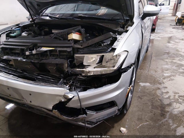 3VV2B7AXXMM062629 Volkswagen Tiguan 2.0t Se/2.0t Se R-line Black/2.0t Sel