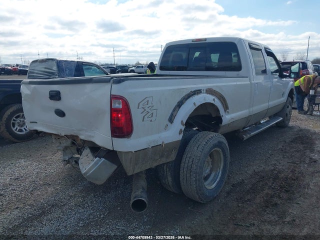44709943 :رقم المزاد ، 1FT8W3DT4BEC74105 vin ، 2011 Ford F-350 Lariat مزاد بيع