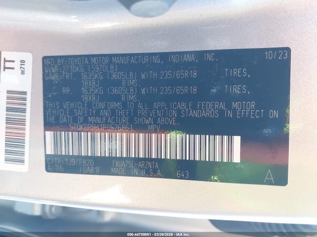 5TDKDRBH1PS526861 Toyota Highlander Le