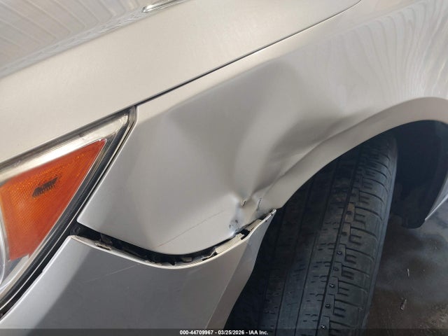 2013 Buick Lacrosse Premium 1 Group მანქანა იყიდება აუქციონზე, vin: 1G4GF5E33DF266141, აუქციონის ნომერი: 44709967