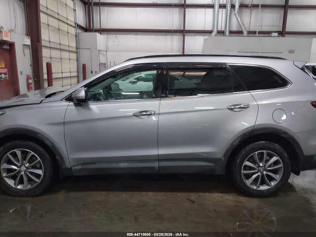 KM8SM4HF2HU253026 Hyundai Santa Fe Se