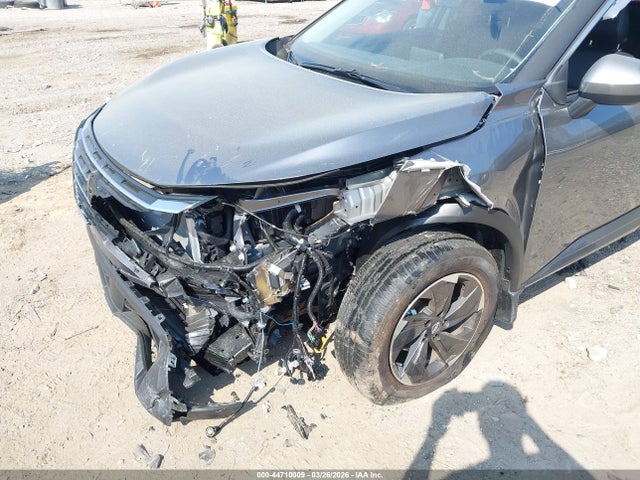 JN8BT3BA6SW012181 Nissan Rogue Sv Fwd