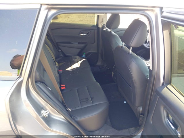 JN8BT3BA6SW012181 Nissan Rogue Sv Fwd
