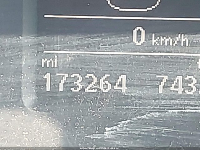 2013 Volkswagen Passat 2.0l Tdi Sel Premium მანქანა იყიდება აუქციონზე, vin: 1VWCN7A35DC051138, აუქციონის ნომერი: 44710018