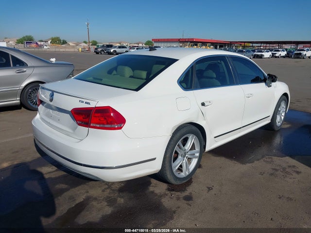 2013 Volkswagen Passat 2.0l Tdi Sel Premium მანქანა იყიდება აუქციონზე, vin: 1VWCN7A35DC051138, აუქციონის ნომერი: 44710018