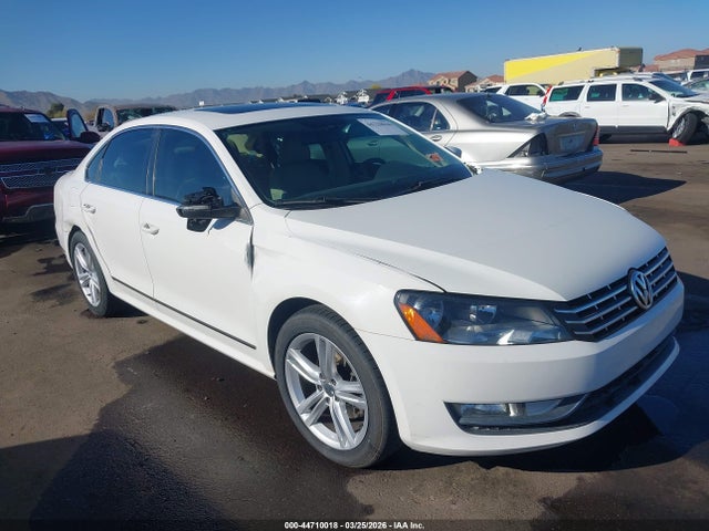 2013 Volkswagen Passat 2.0l Tdi Sel Premium მანქანა იყიდება აუქციონზე, vin: 1VWCN7A35DC051138, აუქციონის ნომერი: 44710018