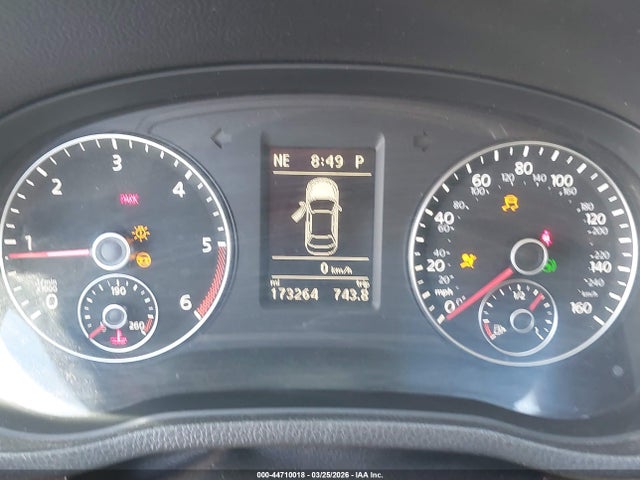 2013 Volkswagen Passat 2.0l Tdi Sel Premium მანქანა იყიდება აუქციონზე, vin: 1VWCN7A35DC051138, აუქციონის ნომერი: 44710018