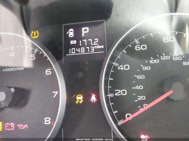 2013 Subaru Outback 2.5i Premium მანქანა იყიდება აუქციონზე, vin: 4S4BRBCC7D3203810, აუქციონის ნომერი: 44710033