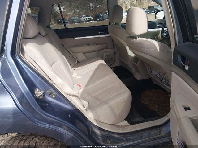 2013 Subaru Outback 2.5i Premium მანქანა იყიდება აუქციონზე, vin: 4S4BRBCC7D3203810, აუქციონის ნომერი: 44710033