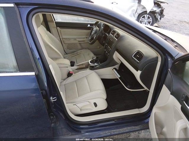 44710041 :رقم المزاد ، 3VWPL7AJ1BM610024 vin ، 2011 Volkswagen Jetta Sportwagen 2.0l Tdi مزاد بيع